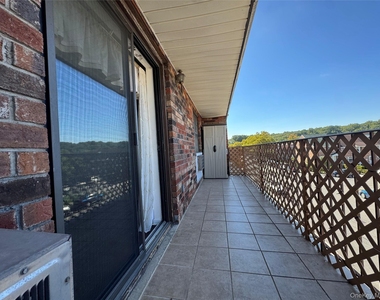 65-17 242nd Street - Photo Thumbnail 8