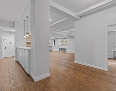 232 Martine Avenue - Photo Thumbnail 1
