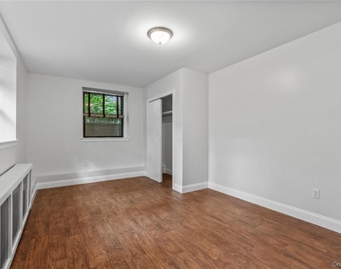 232 Martine Avenue - Photo Thumbnail 16