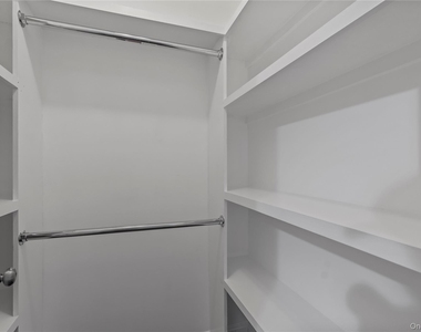 232 Martine Avenue - Photo Thumbnail 11