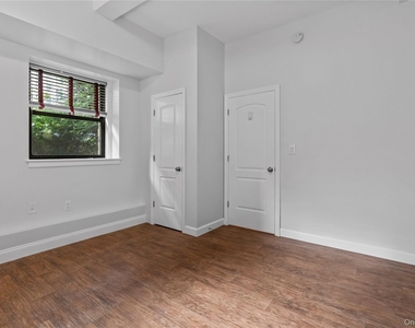 232 Martine Avenue - Photo Thumbnail 14
