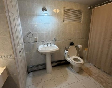 1001 5th Avenue - Photo Thumbnail 11