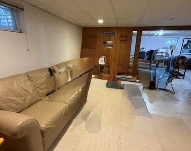 1001 5th Avenue - Photo Thumbnail 10