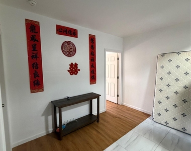 13221 Avery Avenue - Photo Thumbnail 2