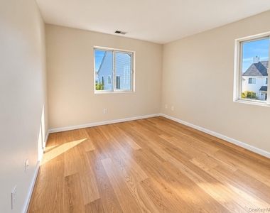 1308 Eagles Ridge Road - Photo Thumbnail 8