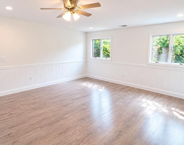 88 Pleasant Avenue - Photo Thumbnail 2