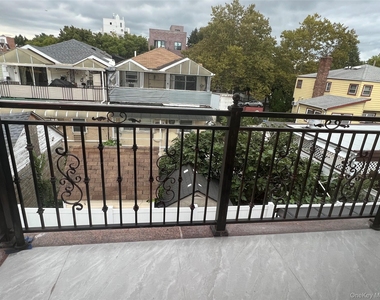 160-31 73rd Avenue - Photo Thumbnail 6