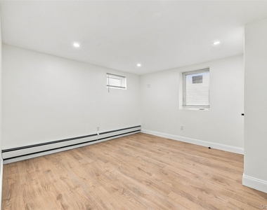 60 Mirin Avenue - Photo Thumbnail 12