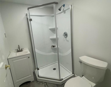368 Ontario Street - Photo Thumbnail 9