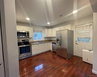 368 Ontario Street - Photo Thumbnail 1