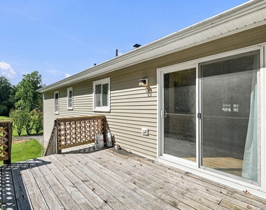 52 Kensington Drive - Photo Thumbnail 24