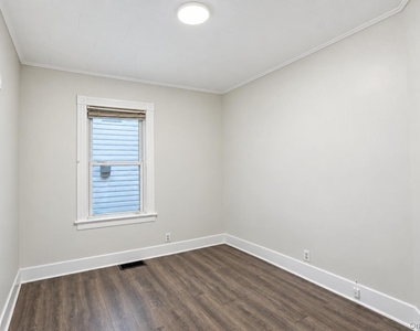 54 Ogden Street - Photo Thumbnail 15