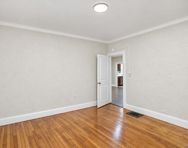 54 Ogden Street - Photo Thumbnail 20