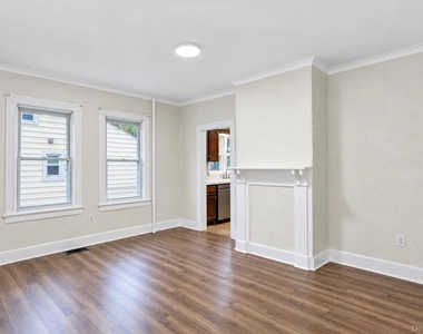 54 Ogden Street - Photo Thumbnail 10