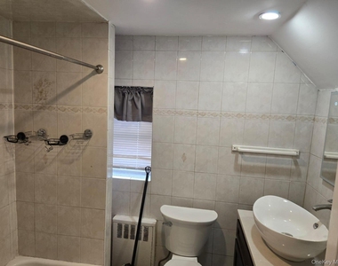104 Ormonde Boulevard - Photo Thumbnail 8