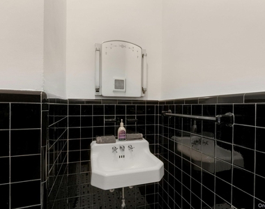 61 Crows Nest Road - Photo Thumbnail 19