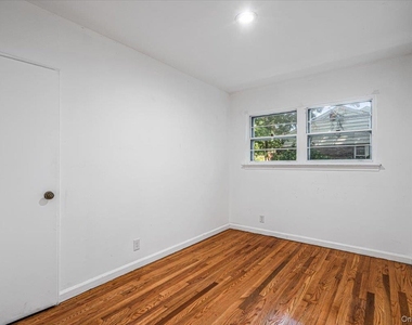217-06 Stewart Road - Photo Thumbnail 25