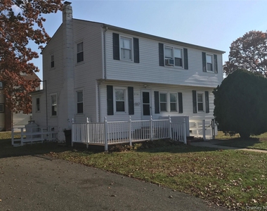 278 14th Avenue - Photo Thumbnail 6