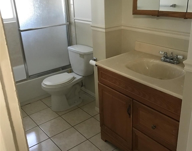 278 14th Avenue - Photo Thumbnail 3