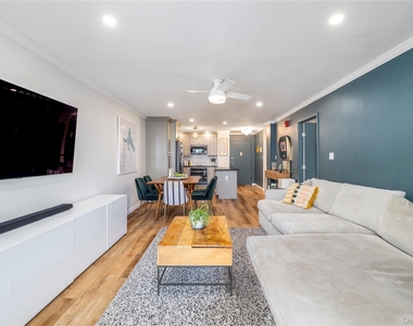 360 Shore Road - Photo Thumbnail 2