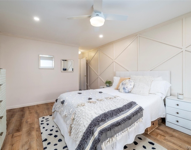 360 Shore Road - Photo Thumbnail 8