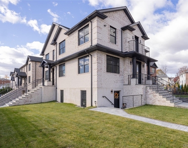 1 Victoria Lane - Photo Thumbnail 21