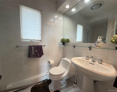4 Evelyn Road - Photo Thumbnail 8