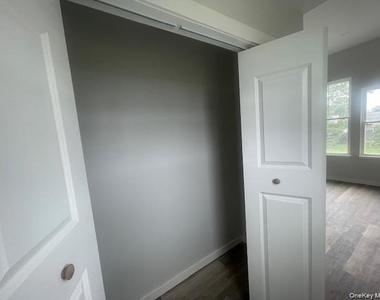 428 Americus Avenue - Photo Thumbnail 15