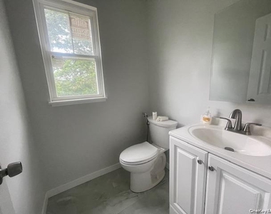 428 Americus Avenue - Photo Thumbnail 9