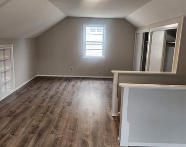 259-30 61st Avenue - Photo Thumbnail 6