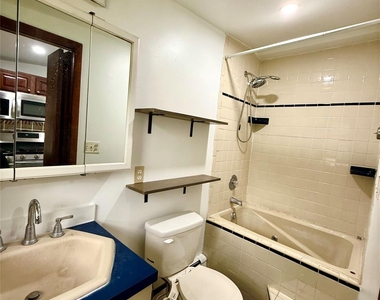 1213 Union Avenue - Photo Thumbnail 12