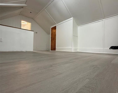 1213 Union Avenue - Photo Thumbnail 6