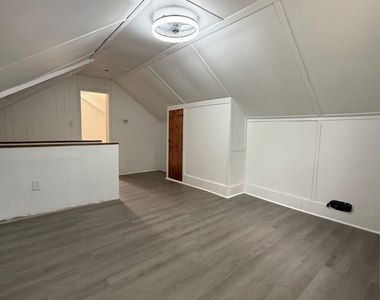 1213 Union Avenue - Photo Thumbnail 5