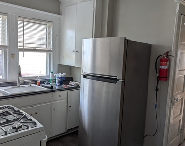 52 Lake Avenue - Photo Thumbnail 2