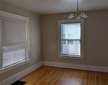 52 Lake Avenue - Photo Thumbnail 3