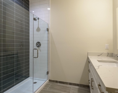 18 Creek Road - Photo Thumbnail 9