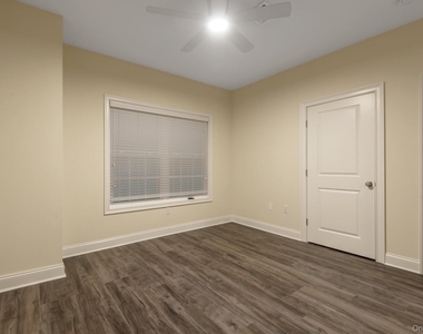 18 Creek Road - Photo Thumbnail 10