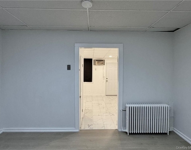 21 Fort Putnam Street - Photo Thumbnail 7