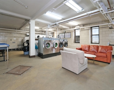 1 Broad Parkway - Photo Thumbnail 21