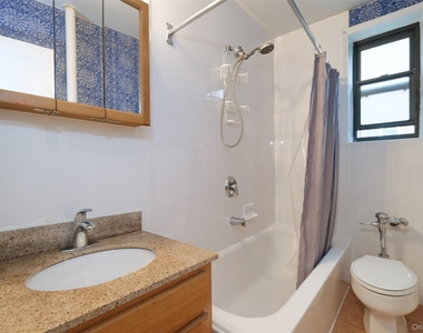 1 Broad Parkway - Photo Thumbnail 16