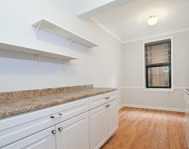 1 Broad Parkway - Photo Thumbnail 11