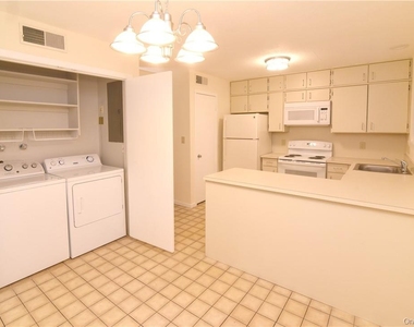 188 Heritage Hills - Photo Thumbnail 7