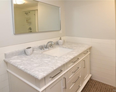 188 Heritage Hills - Photo Thumbnail 11