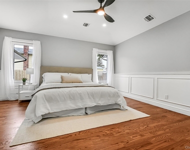 214 Oak Neck - Photo Thumbnail 8