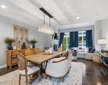 11 Silver Spruce Way - Photo Thumbnail 16