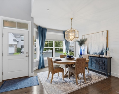 11 Silver Spruce Way - Photo Thumbnail 6