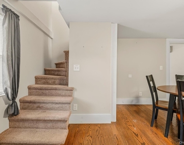 83 Mountain Avenue - Photo Thumbnail 11