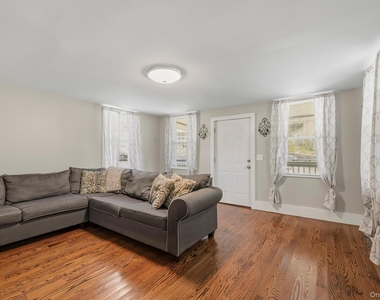 83 Mountain Avenue - Photo Thumbnail 6