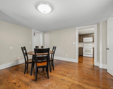 83 Mountain Avenue - Photo Thumbnail 12