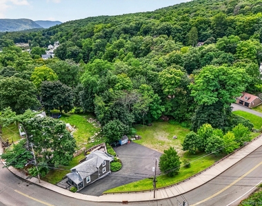 83 Mountain Avenue - Photo Thumbnail 27